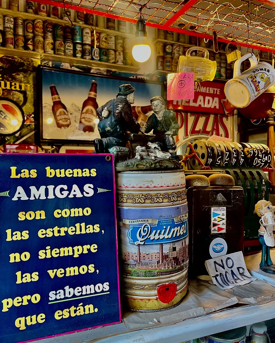 La Esquinita