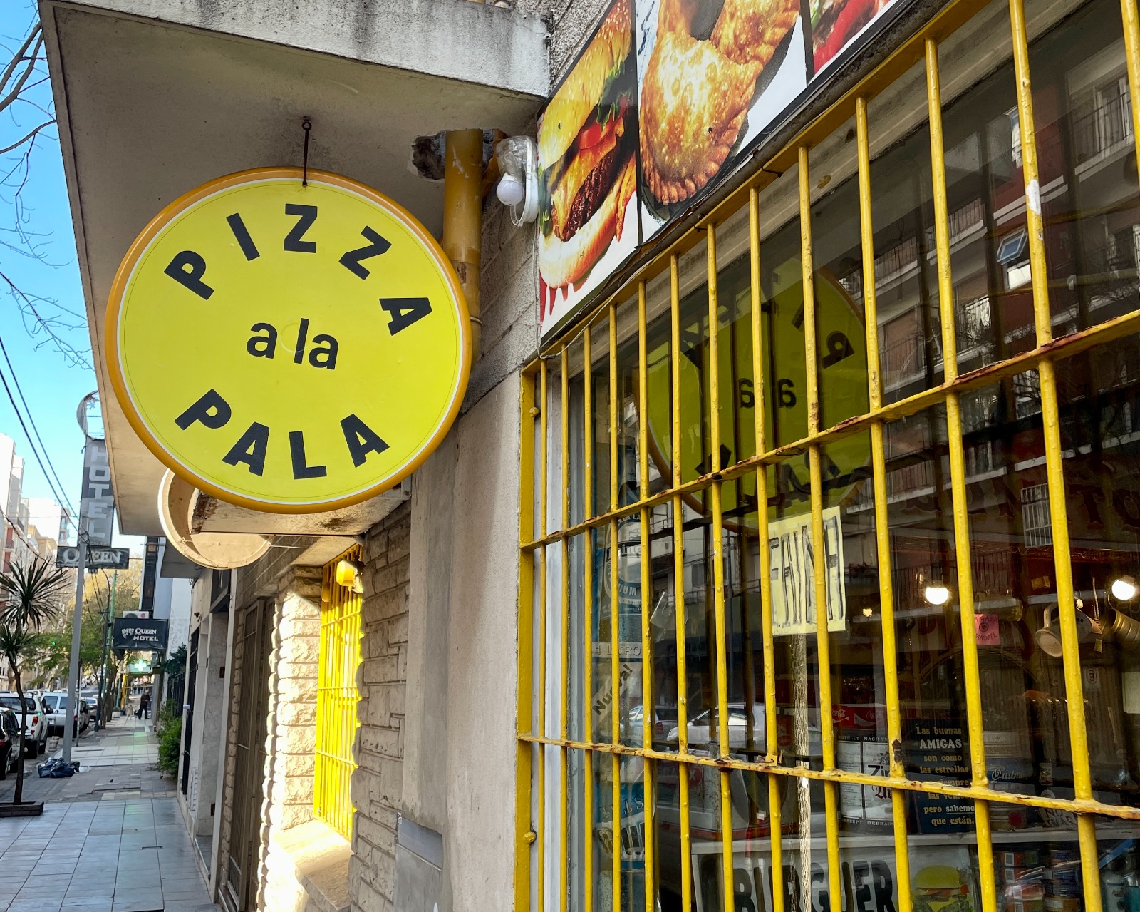 La Esquinita