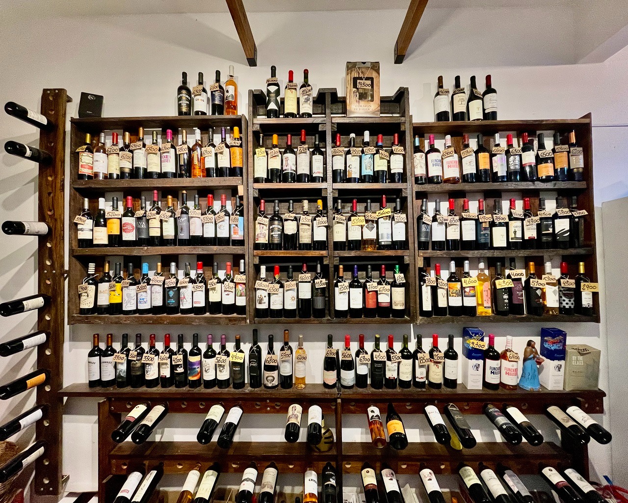 Harvest Vinoteca